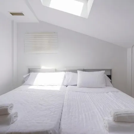 New Penthouse Gr3- Flat In Center With Cozy Terrace * Malaga
